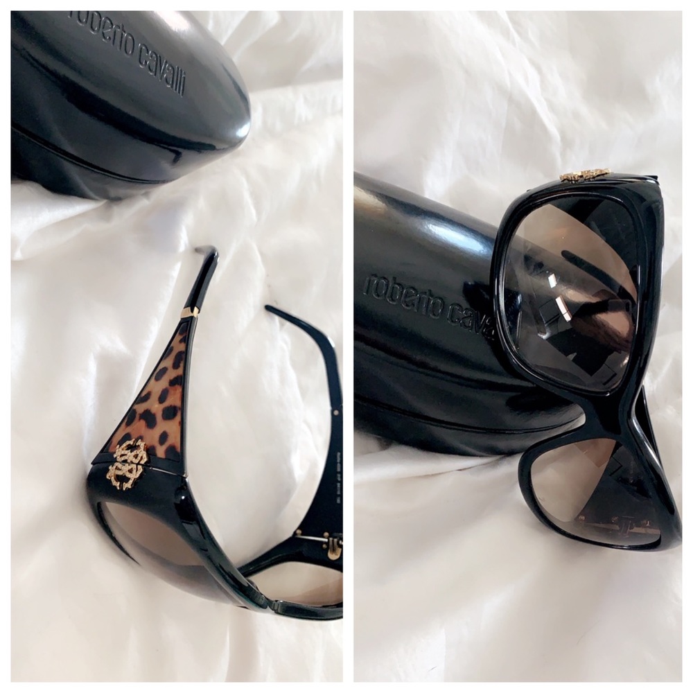 Beautiful like new designer sunglasses.